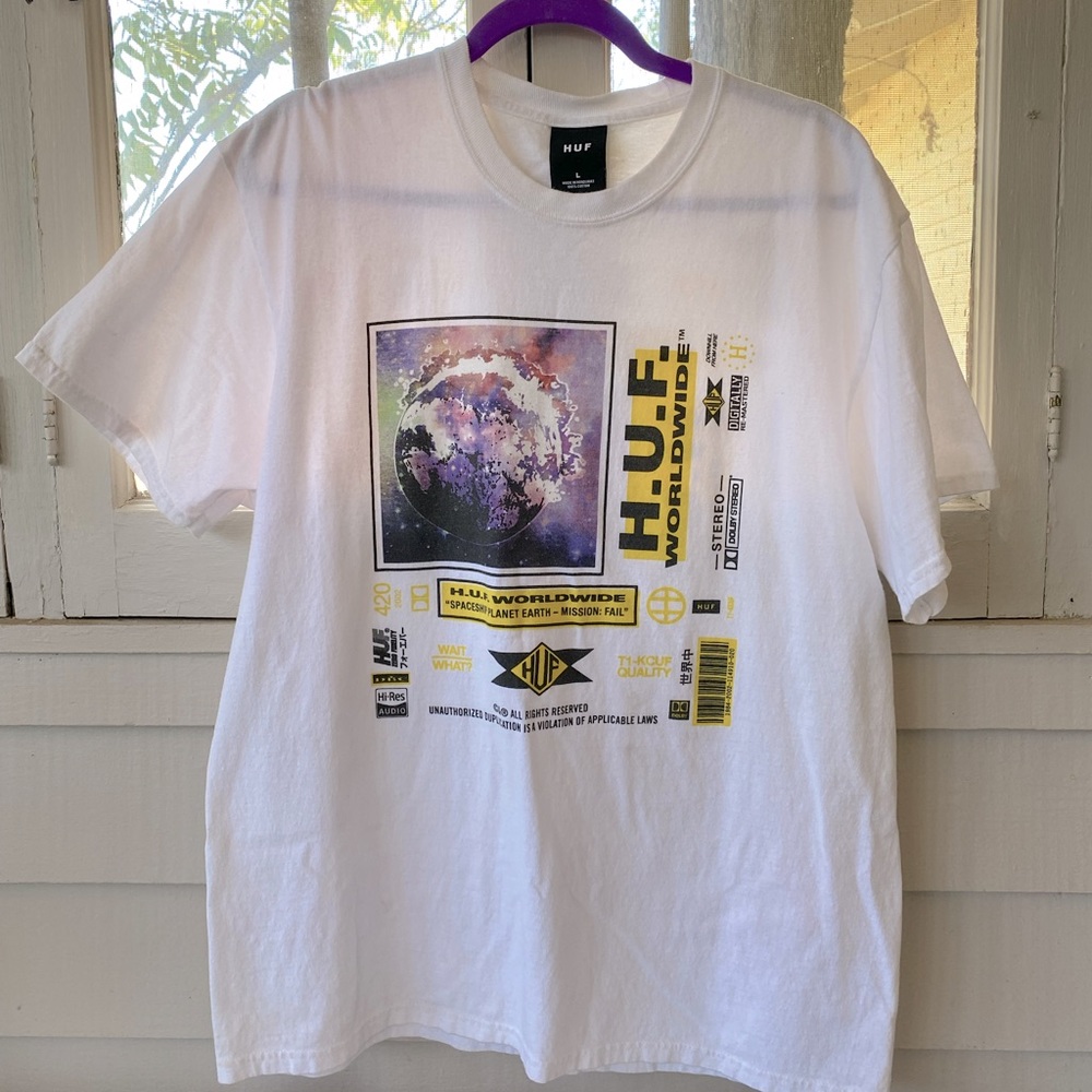 HUF WORLDWIDE Spaceship Planet Earth White Tee size L